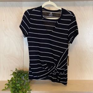 Black & White Stripe V-neck